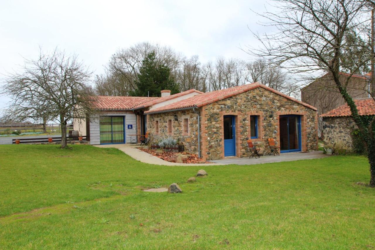 Maison De Charme A Mouzillon - Jardin Et Terrasse Accueillante Kültér fotó
